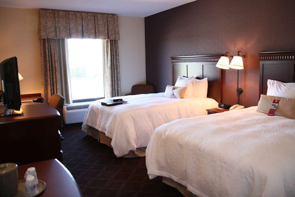 Hampton Inn & Suites Chesapeake-Battlefield Boulevard Oda fotoğraf